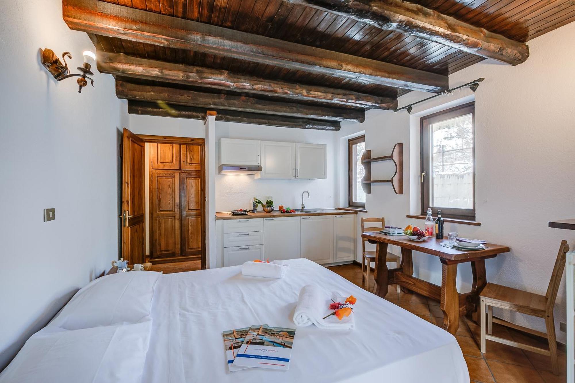 Belvedere Apartments - Happy Rentals Sestriere Exterior photo